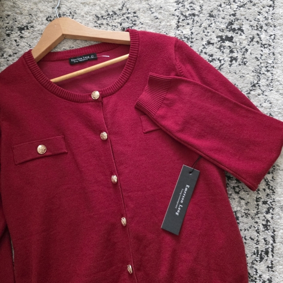 Emerson Lang Gold Button Cardigan Dark Red Womens Size L NWT - Picture 1 of 8